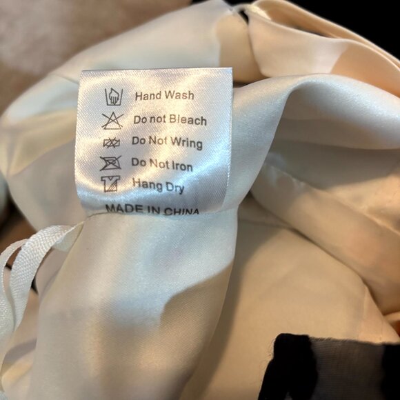 LEVORY J Black Floral Lace Fit & Flare Cocktail Dress – Women’s Size 2 - Picture 9 of 10